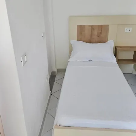 Διαμέρισμα Neta Velipojë